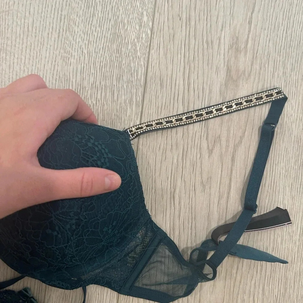 VICTORIAS SECRET NEW set - Picture 5 of 13